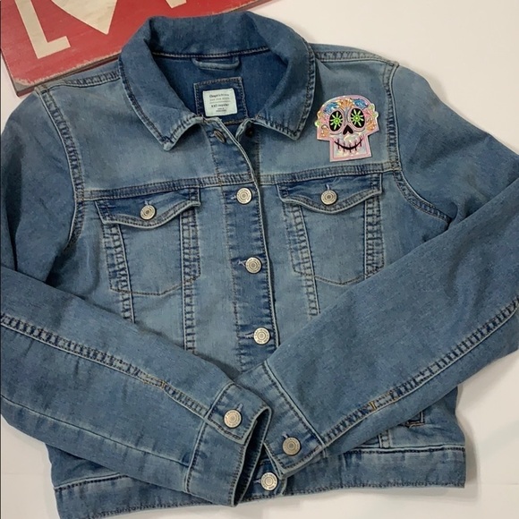 Gap jean jacket - Picture 1 of 3